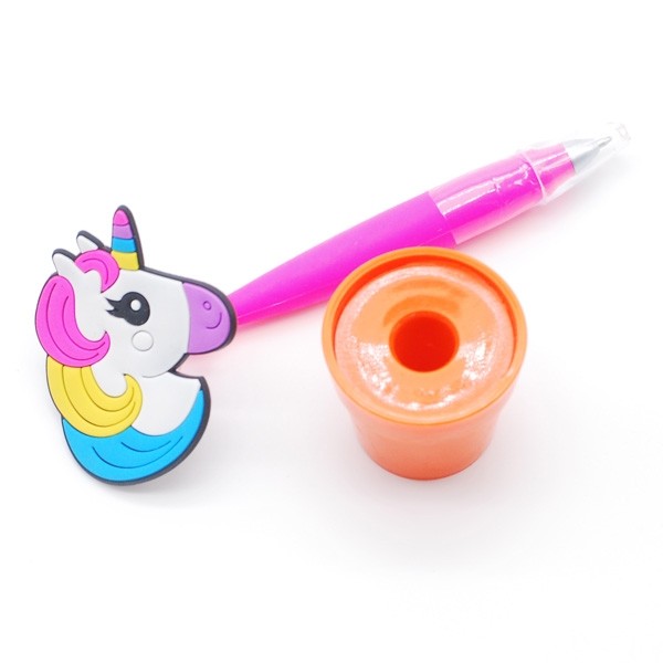 Detalle bautizo niños maceta boli unicornio