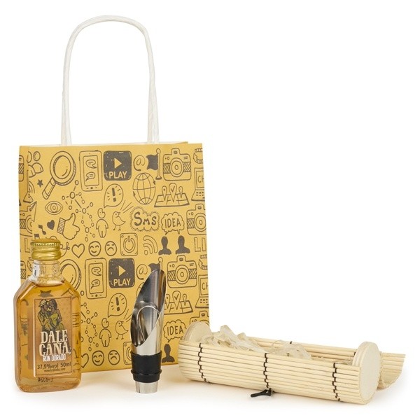 Detalle Bautizo Botella licor y tapón antigoteo con bolsa kraft