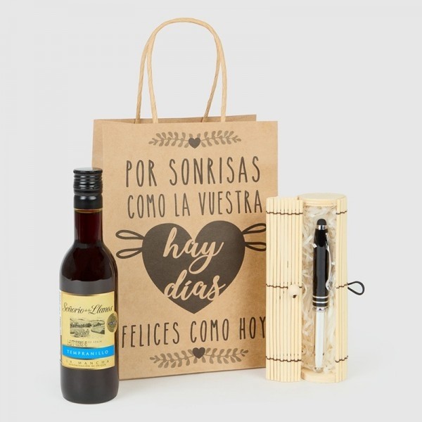 Detalle Bautizo caja bambú boli multiusos con vino con bolsa