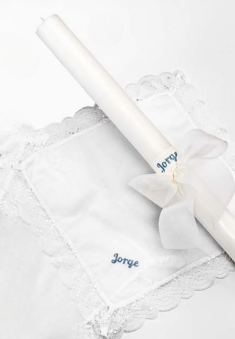 Cirio y pañuelo con personalización azul para Detalle Bautizo
