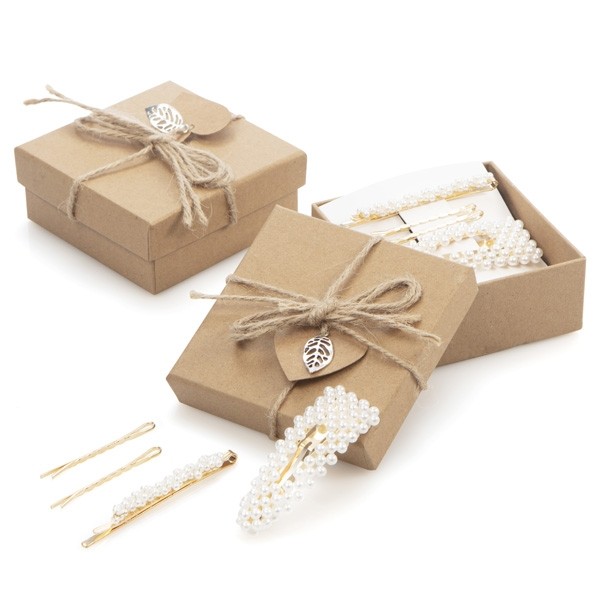 Detalle bautizo mujer caja regalo con pasadores perlas