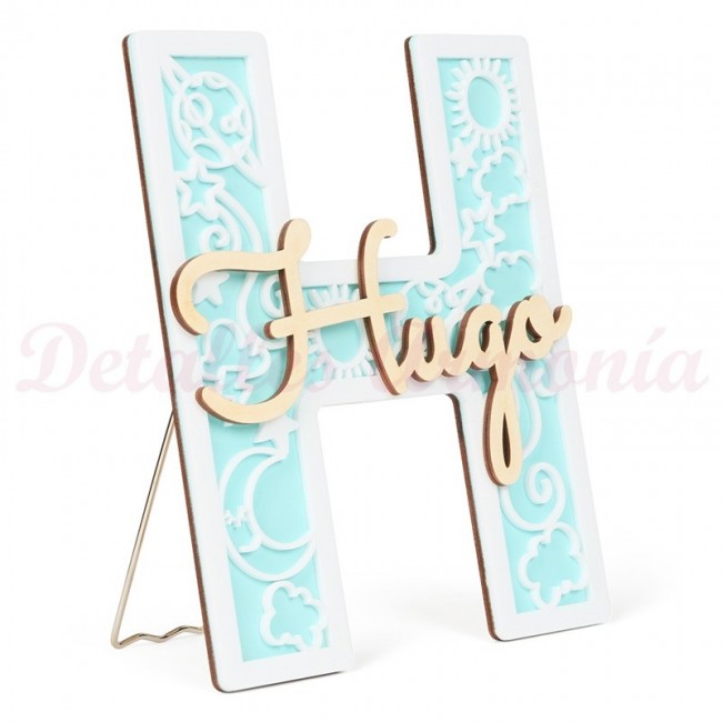 Inicial celeste con nombre personalizado