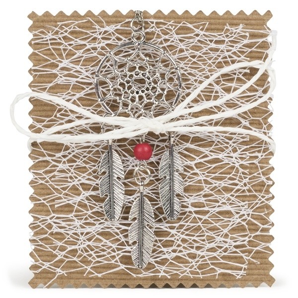 Medallón “Atrapasueños” con cadena para detalle de bautizo