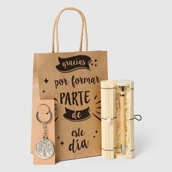 Detalle bautizo estuche bambú con bolígrafo con llavero árbol de la vida