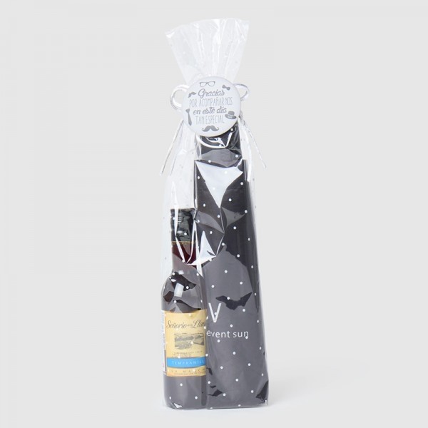 Detalle Bautizo vino con paraguas y parasol con envoltorio