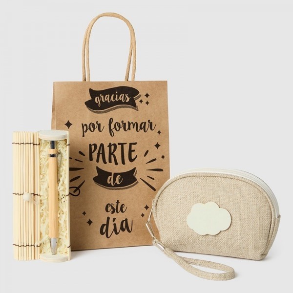 Detalle Bautizo portatodo ovalado bolígrafo madera con bolsa