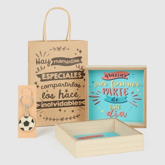 Detalle Bautizo Vaciabolsillos con llavero de futbol con bolsa