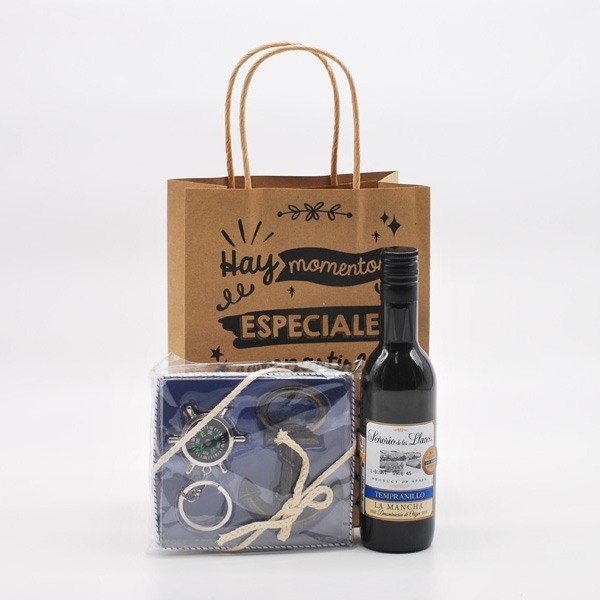 Detalle Bautizo Vino con abridor ancla y llavero brújula en bolsa