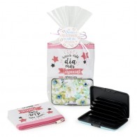 Detalle Bautizo Pack Monedero frases y tarjetero floral con envoltorio
