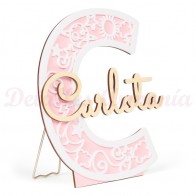 Inicial rosa con nombre personalizado