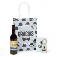 Llavero Gentleman con vino en bolsa Kraft para Detalle Bautizo
