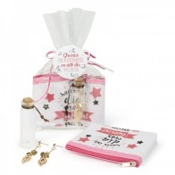 Detalle monedero gracias con pendientes de hoja con envoltorio