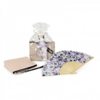 Detalle bautizo portatodo liso con abanico floral con envoltorio