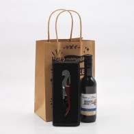 Vino con abridor en bolsa para Detalle Bautizo