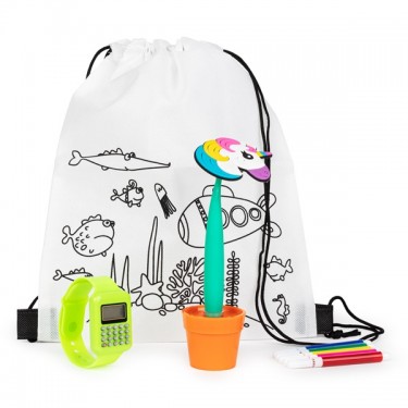 Mochila con reloj calculadora y boli maceta para detalle de niños