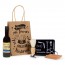 Detalle Bautizo Vino y set de afeitado en bolsa regalo 